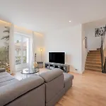 Elegant - Ac- 1br-3p -