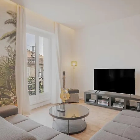 Elegant - Ac- 1br-3p - Apartment