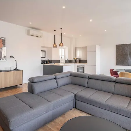 Elegant - Ac- 1br-3p - Apartment *